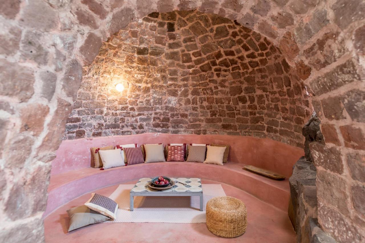 Willa Historic Old Bakery Cave By Cycladica Oía Zewnętrze zdjęcie